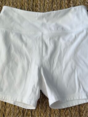 Zella Nordstrom Girl’s White Spandex Biking Shorts Size Medium 8/10
